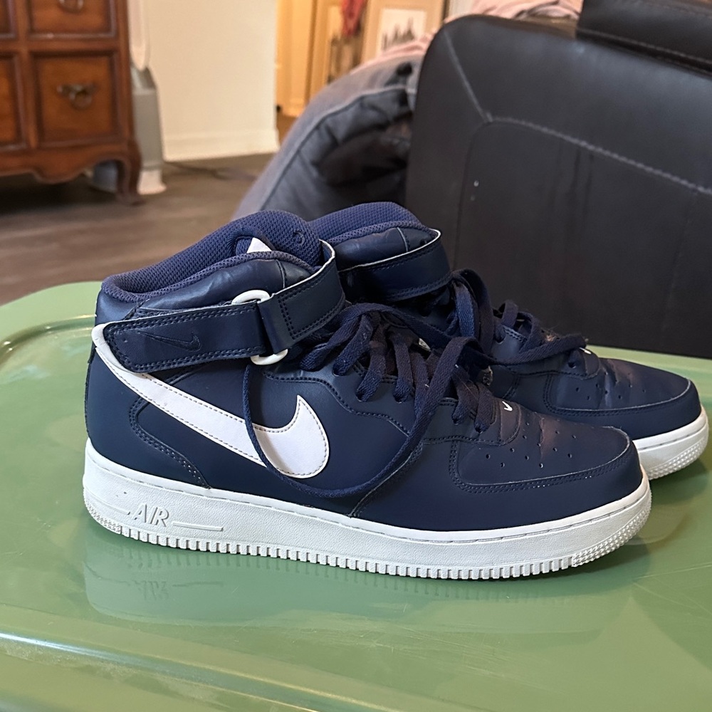 Air Force 1 '07 Mid 'Navy' 10.5